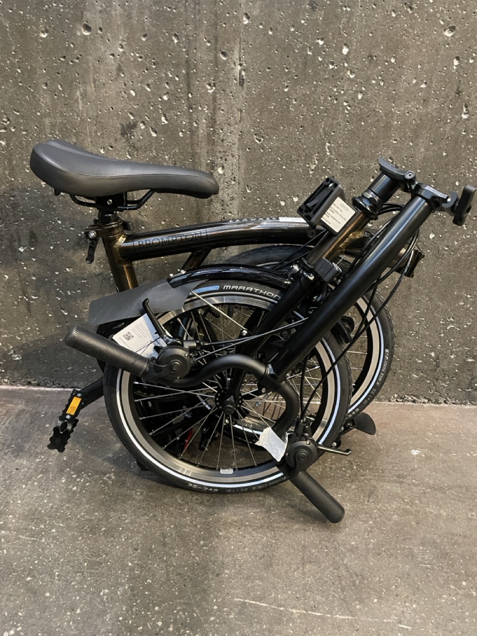 velo-pliable-brompton-montreal-quebec_