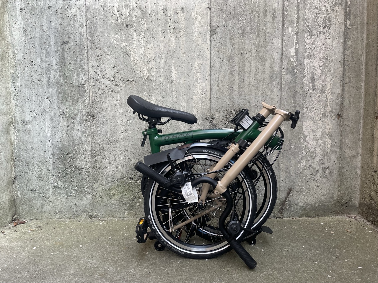 velo-pliable-brompton-montreal-quebec_